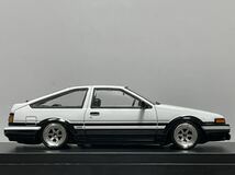 国産名車プレミアムコレクション1/43 TOYOTAスプリンタートレノAE86改 ロンシャンタイプ深リムホイール ドリフト 車高短 _画像4