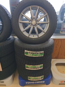 大田原店★新品ホイールタイヤSET 4本★ヒューマンライン HS-08 17インチ7.0Ｊ★トーヨー トランパスTX 225/65R17★ハリアー/CX-5など