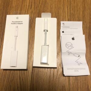 Apple Thunderbolt to FireWire Adapter MD464ZM/A A1463