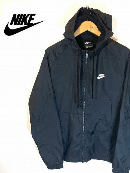 NIKE　ナイロンパーカー　M　レディース　0070