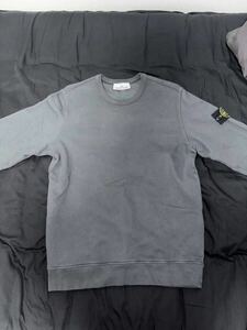 STONE ISLAND ストーンアイランド メンズトレーナー 62720 グレー