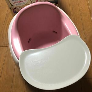 バンボ　Bumbo マルチシート ピンク テーブル付