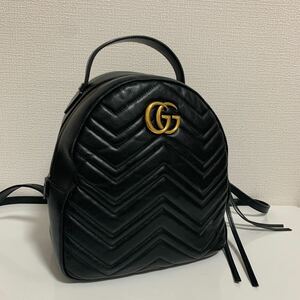 美品　GUCCI グッチ　GGマーモント　バックパック リュック キルティング　金ロゴ　467781 黒　ブラック