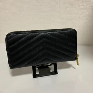 ほぼ未使用 美品 SAINT LAURENT サンローラン YSL Vステッチ ブラック レザー 長財布 ラウンドファスナー の画像10