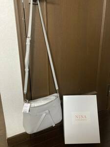 新品未使用　NINA RICCI ショルダーバッグ