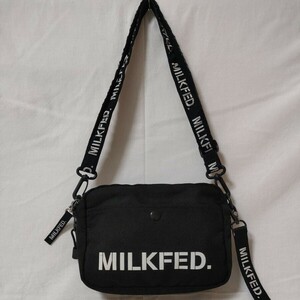 MILKFED　ショルダーバッグ ブラック 黒 ナイロン　ポシェット　中古　美品　