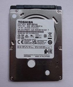 〇使用時間 24時間　東芝 TOSHIBA 2.5inch HDD 320GB SATA 5400rpm 7mm　※CrystalDiskinfo「正常」確認済み