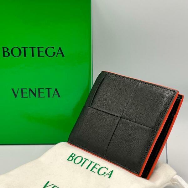 BOTTEGA VENETA マキシ イントレチャート カセット 二つ折り財布