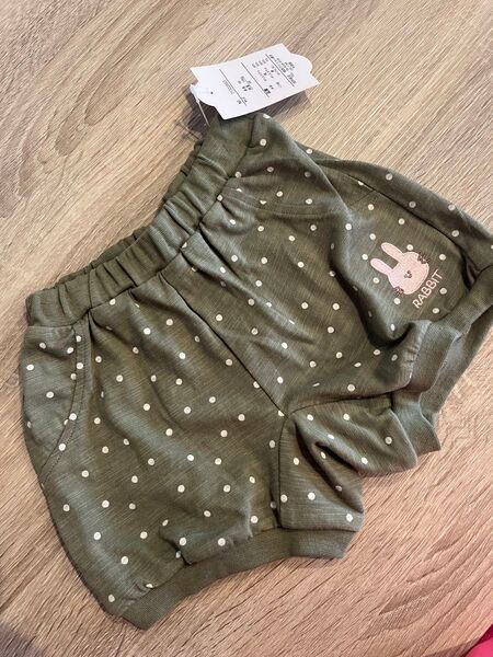赤ちゃん本舗 ショートパンツ 95 薄手 うさぎロゴ パンツ ズボン