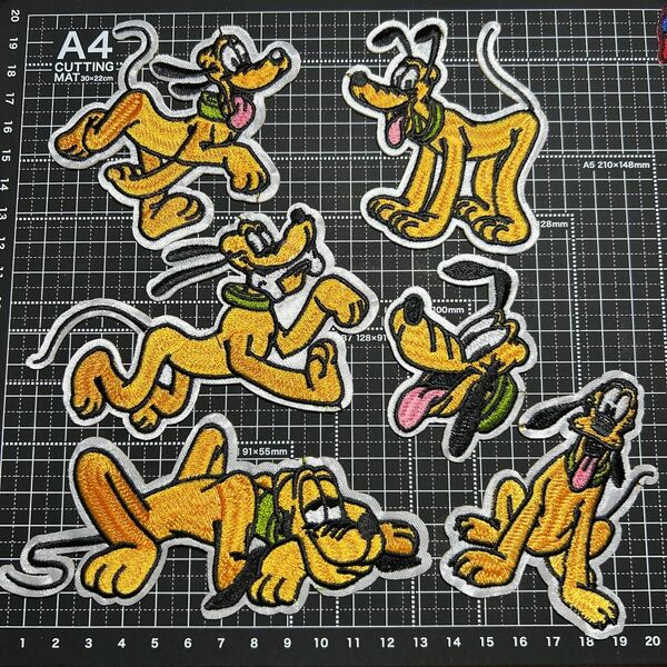 プルート　刺繍ワッペン　6枚セット　ディズニー　アイロンワッペン パッチ　犬　dog 