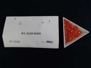 3242^ не использовался Чехия бисер M.C.GLASS BEADS оттенок красного × оттенок желтого SUPERIOR CRYSTAL