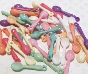  colorful miniature spoon 30 piece doll house deco parts plastic * color Random . go in therefore, color is selection . not.