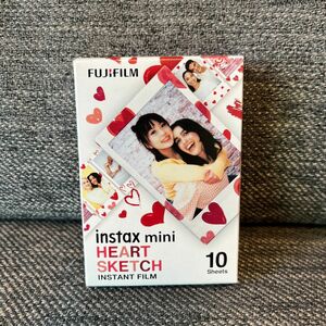 新品　チェキ フィルム　FUJIFILM instax mini HEART SKETCH 1点