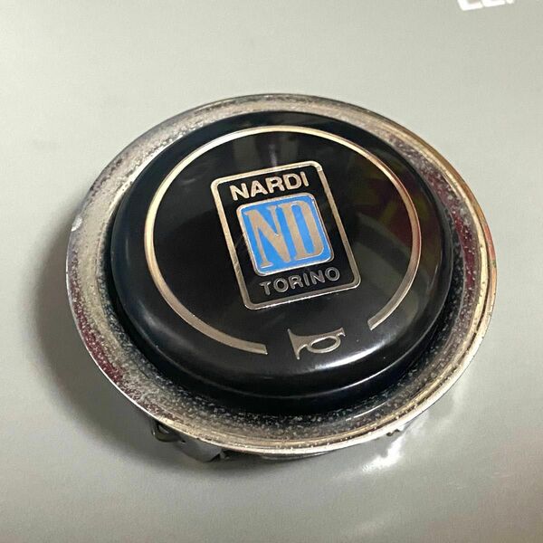 NARDI ナルディ　ホーンボタン　車検対応