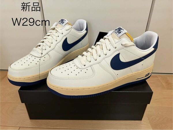 NIKE WMNS Air Force 1 07セイル/ロイヤルブルー