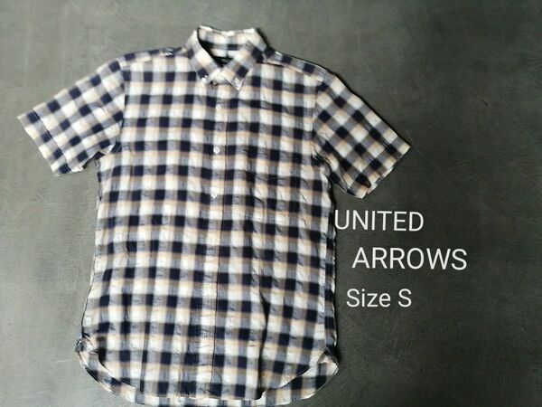 UNITED ARROWS ユナイテッドアローズ 半袖シャツ　メンズS