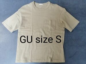 GU　ジーユー　ヘビーウェイトビッグＴシャツ　メンズS 五分袖Ｔシャツ