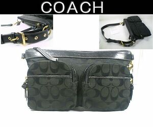 ★新品！★ＣＯＡＣＨ　コーチ★ＣＯＯＬでとってもお洒落な定番！大人気♪シグネチャー柄ウエストバッグ ボディーバッグ■チャーム付■