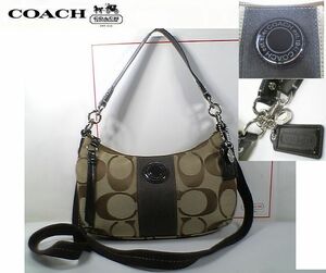 ★未使用に近い！★ＣＯＡＣＨ コーチ★シグネチャー柄ストライプ２ＷＡＹショルダーバッグ■チャーム＆円形メタルチャーム＆ショルダー付 