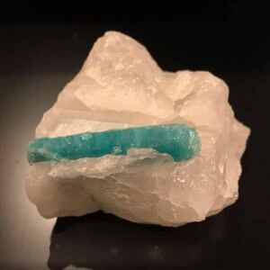  world .. price sudden rise middle! raw ore is especially valuable!136g![ Paraiba Tourmaline ]palaiba tourmaline raw ore quartz 