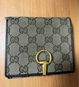 GUCCI二つ折り財布