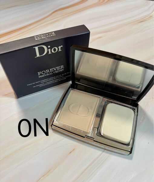 Dior ディオールスキン　フォーエヴァーコンパクトナチュラルベルベット0N