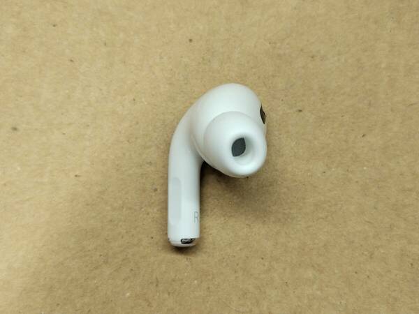 【USED】 P-2R Apple Airpods pro アップル 純正 エアーポッズ プロ 第1世代 イヤホン R側のみ A2083