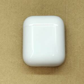 【USED】 2-① Apple アップル 純正 第2世代 AirPods エアーポッズ 充電ケース のみ 動作OK A1602