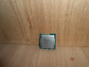 25.- CPU Intel Core i3 -3220 SR0RG 3.30GHz 