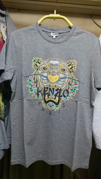 ケンゾー ドラゴンタイガー 限定エディション KENZO限定品【メンズＸS】size Tシャツ お洒落なTシャツ KENZO 子供服　激レア