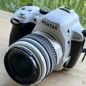 デジタル一眼レフカメラ PENTAX Pentax k-50 k50 white ペンタックス　白　レンズ