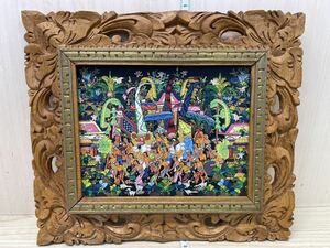木彫枠　油彩　キャンバスに油絵　バリ島　金属画　細密画　2号　高さ30cm 幅35cm