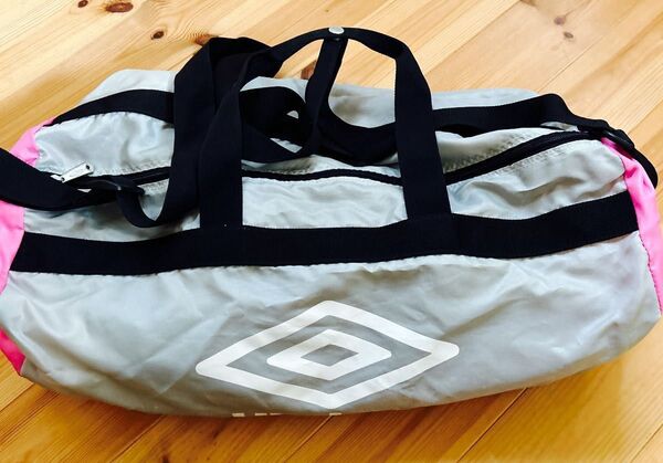 【アンブロ】旅行バッグ 修学旅行 ポーチ付き 手提げ 肩掛け 中古品