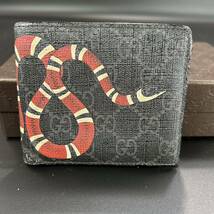 1円〜 GUCCI グッチ 折り財布 二つ折り キングスネーク スネーク 蛇 ウォレット Wallet コンパクト GGスプリーム PVC レザー 黒 ブラック_画像2