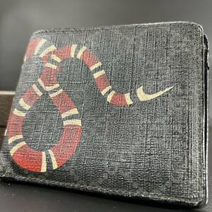 1 иен ~ GUCCI Gucci складывать кошелек складывающийся пополам King Sune -k Sune -k. бумажник Wallet compact GGs шкив mPVC кожа чёрный черный 