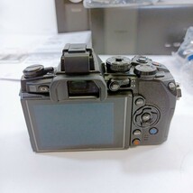 未使用 OLYMPUS オリンパス ミラーレス一眼カメラ OM-D E-M1 デジタル一眼 倉庫整理品_画像5