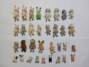 【まとめ売り】　シルバニアファミリー　人形　フィギュア　ウサギ　サル　ウシ　アヒル　ネズミ　ネコ　赤ちゃん　