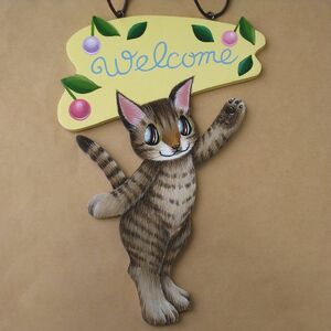 猫の壁掛け飾り・ようこそ９　ウェルカムボード　ハンドメイド　猫雑貨　インテリア雑貨　猫　絵