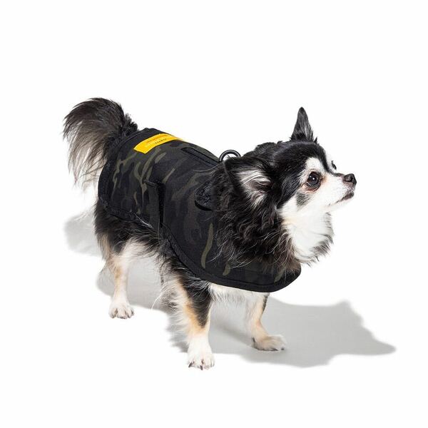 新品未使用★オレゴニアンキャンパー ドギージャケット M ブラックカモ 迷彩 カモフラージュ Oregonian Camper 小型犬 犬服 チワワ
