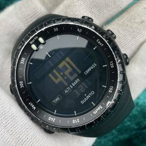 22 SUUNTO CORE スント コアー オールブラック アウトドアー スマートウォッチ デジタル QZの画像1