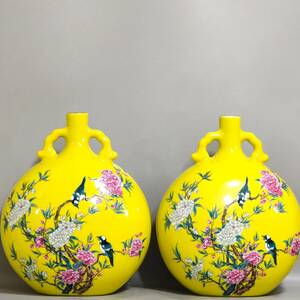 大清雍正年製款 黄釉花鳥抱月瓶一対 陶磁器 中国美術 工芸品 唐物 置物 賞物 CH12