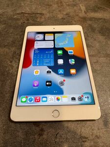 52553 iPad mini4 128GB シルバー　SIMフリー　中古品　※本体のみ