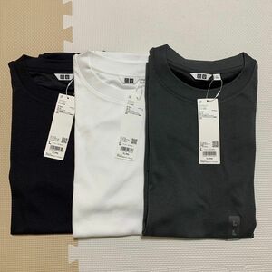 ユニクロU エアリズムコットンオーバーサイズTシャツ　（5分袖）　白　黒　グレー　ホワイト　ブラック　灰色
