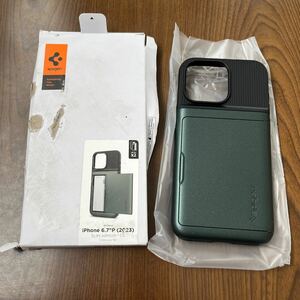 605p2512☆ Spigen iPhone 15 Pro Max ケース カード収納 米軍MIL規格 耐衝撃 パスケース スリム・アーマーCS ACS06592 (アビス・グリーン)