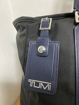 日本限定●定価74800円●極美品●TUMI トゥミ JARVIS 68414DNYE イースト ウエスト バリスティックナイロン レザー トートバッグ_画像3