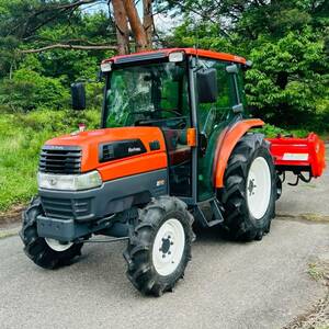 ** Kubota tractor KL33 * 718 hour *33 horse power *4WD* power steering * reversal speed horizontal automatic deep . turning * backup * air conditioner cabin **