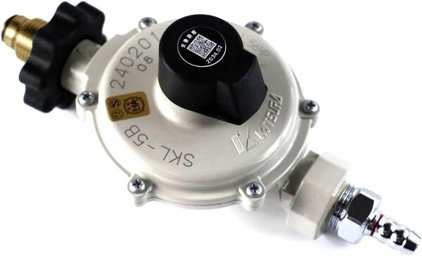 LPガス用単段式調整器 ホースエンド付け 桂精機製作所 ゴム 圧力調整器