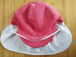 フレーベル館　タレ付き　赤白帽子　メッシュ　幼稚園　保育園　学用品 帽子　カラー帽子　キッズ　子供用