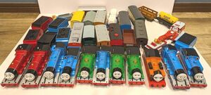 トーマス機関庫　プラレール　トーマスまとめ売りセット