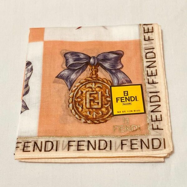 FENDI ハンカチ　リボン　サーモンピンク